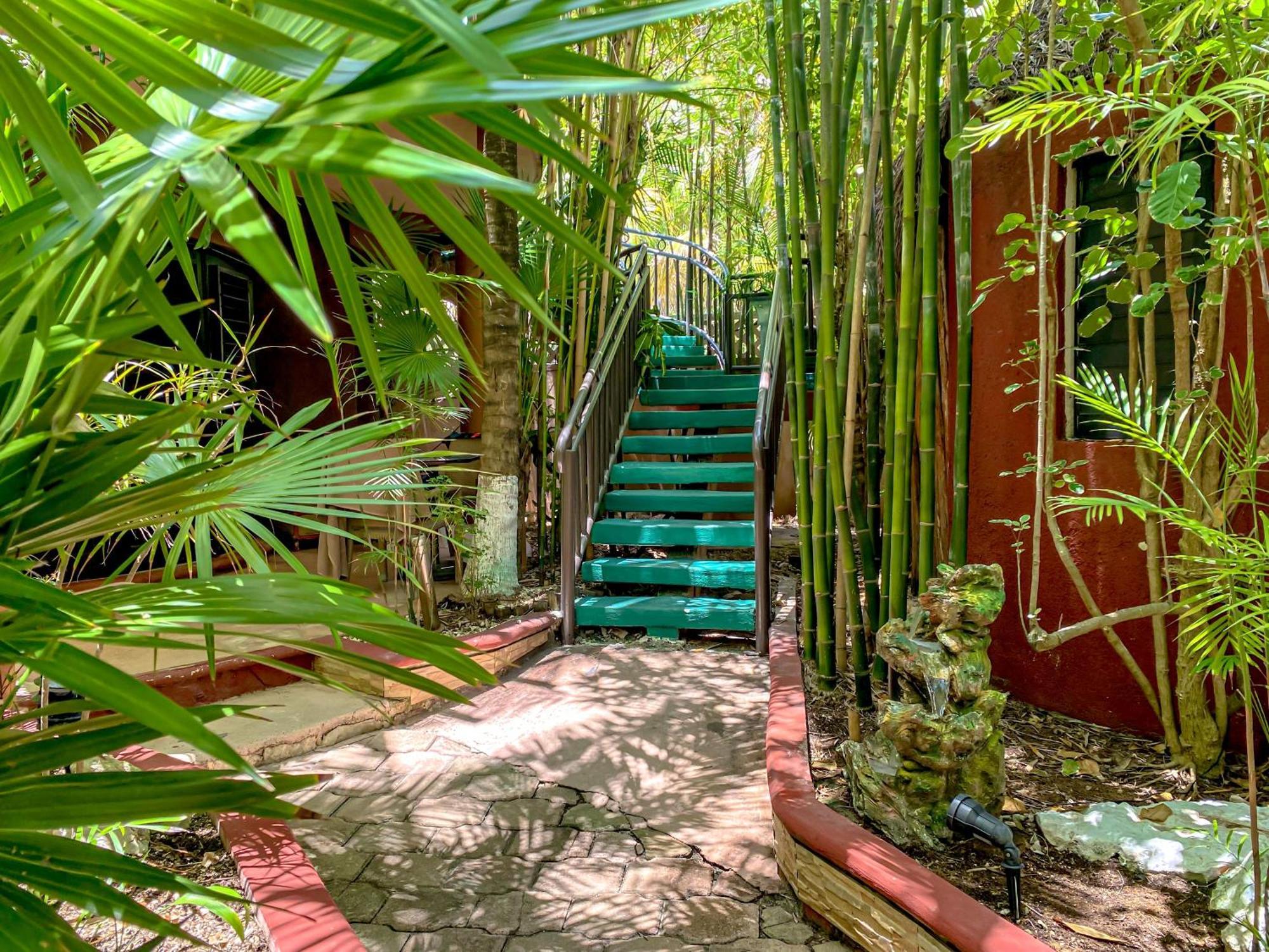 Cocos Cabanas Playa Del Carmen Adults Only Экстерьер фото